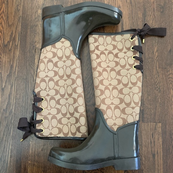 Coach boots - Picture 1 of 3